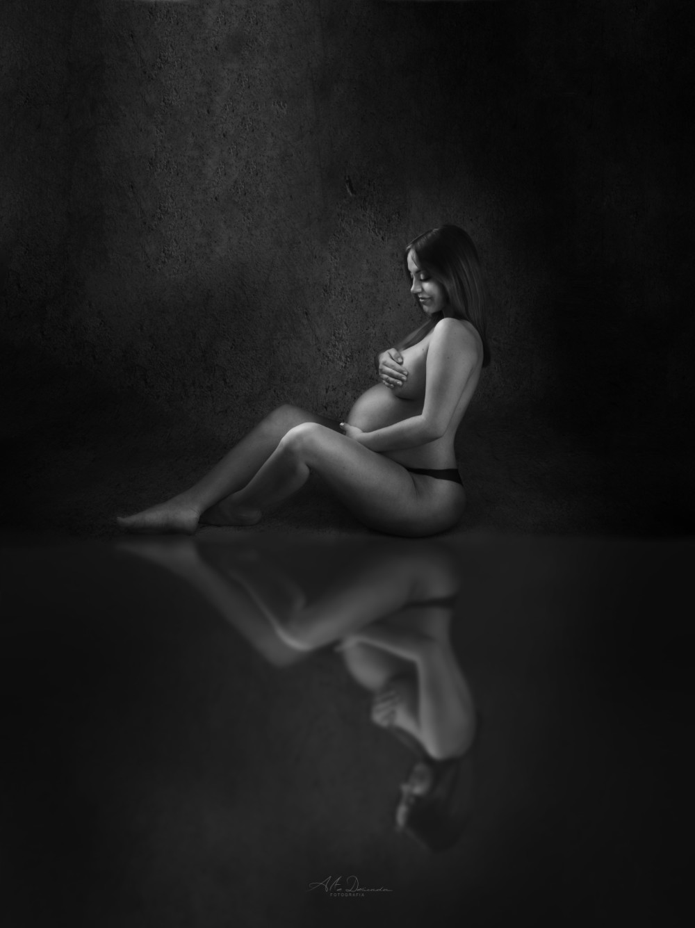 Pregnancy and maternity photoshoot in Porto