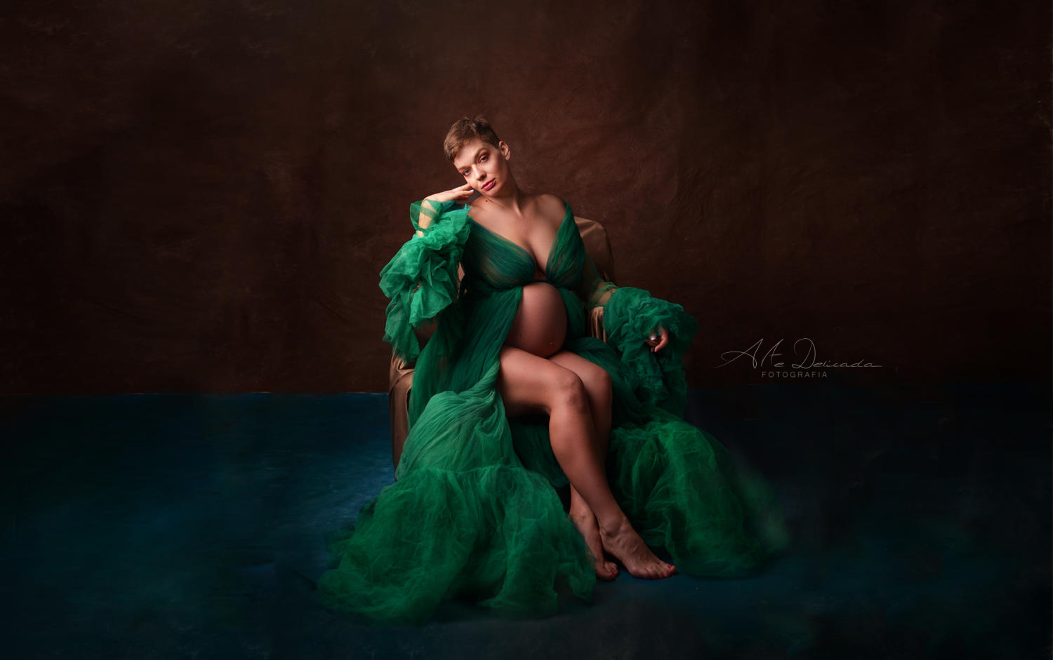 Schwangerschaft Fotoshooting mit grunem Kleid Porto